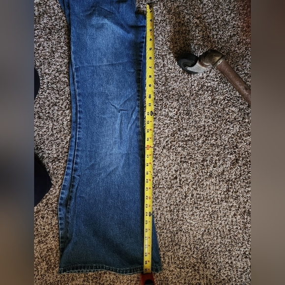 Delia flare leg jean - Picture 9 of 9